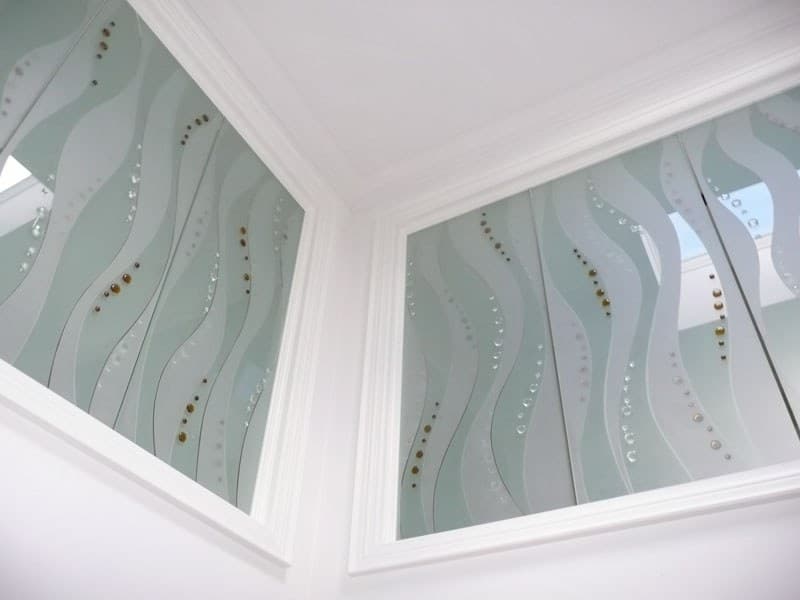 DECORATIVE WINDOW (DW16)