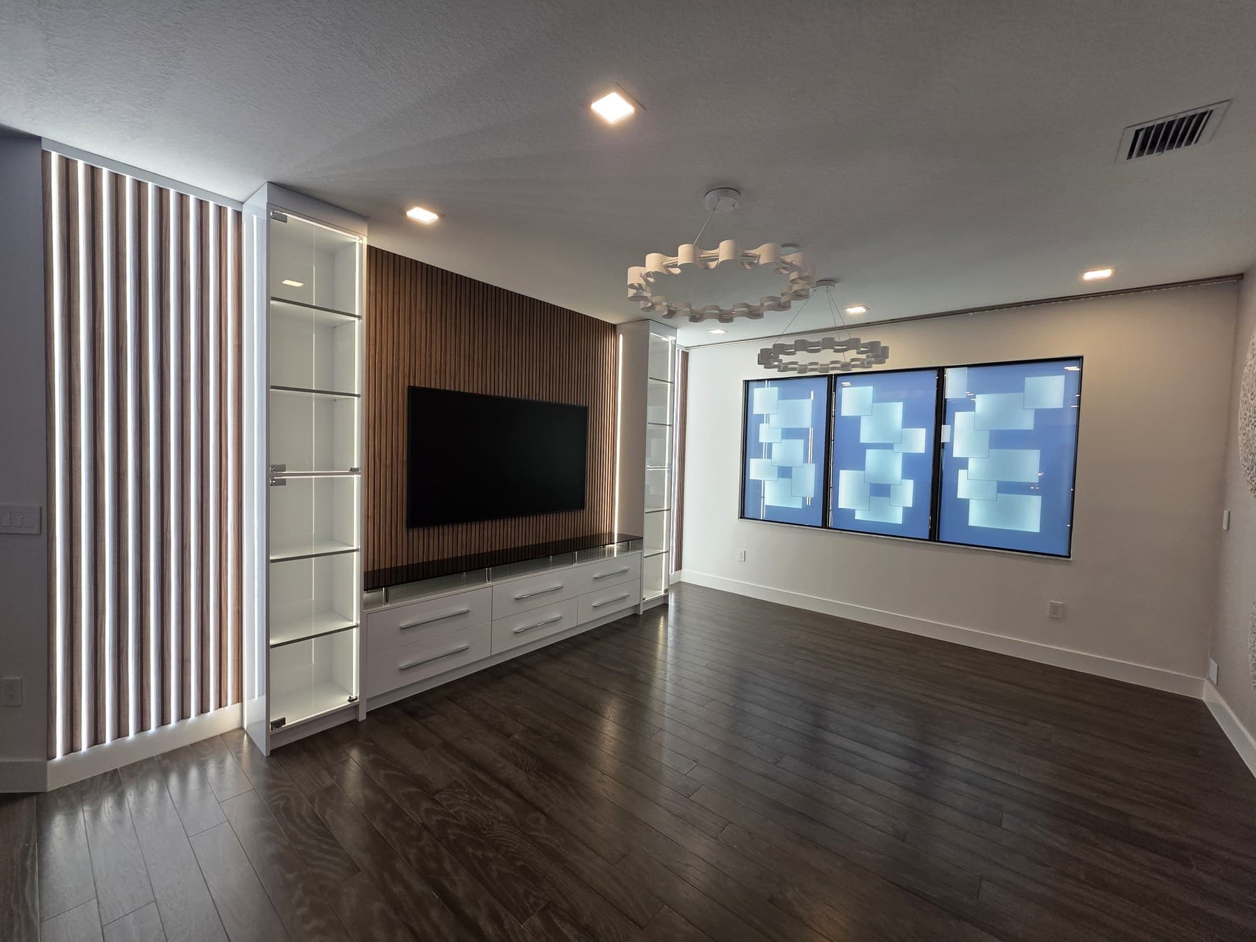 Decorative Window with Lighting (DW3)
