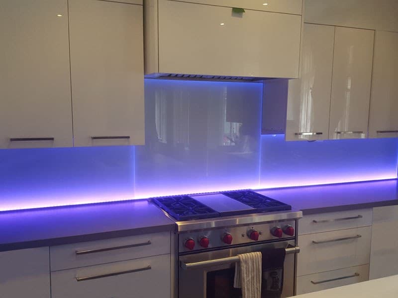 KITCHEN GLASS BACKSPLASH (BSPL38)