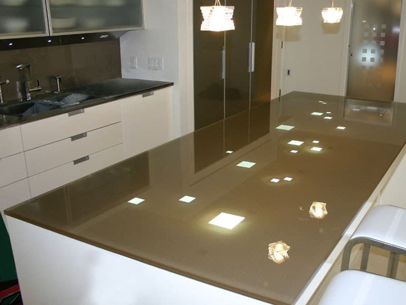 BACKPAINTED GLASS ISLAND (KI15)