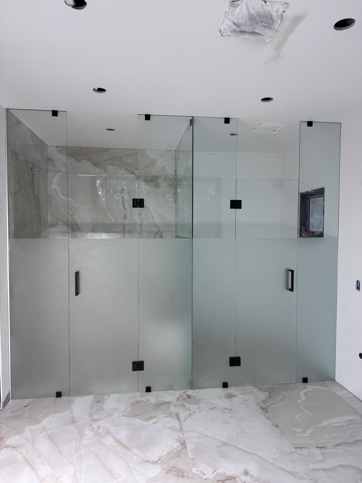 Frosted Glass Shower Enclosure (SHD207)
