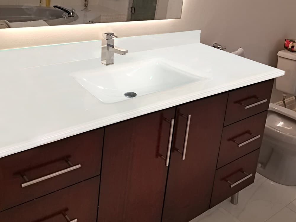 INTEGRATED GLASS SINK (ultra clear) (IS221)