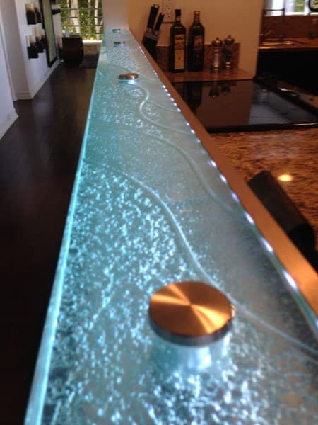 RAISED GLASS BARTOP (RB44)