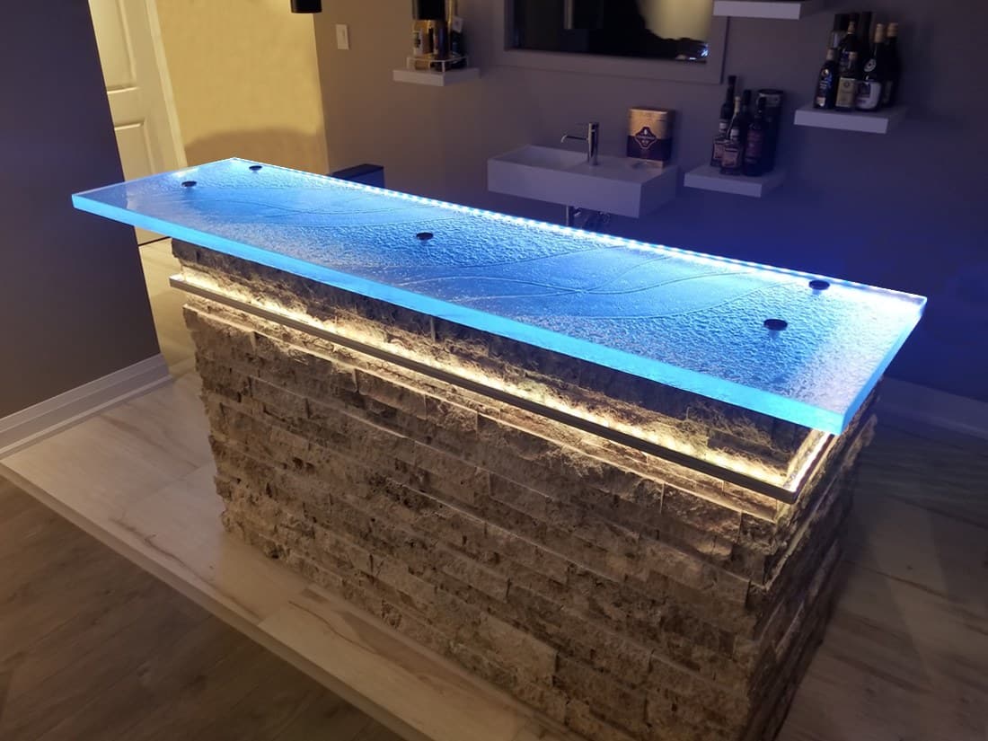 RAISED GLASS BAR TOP (RB63)