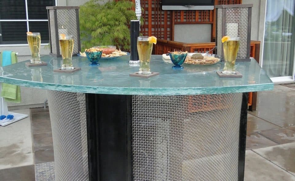 Glass Countertops for Outdoor Kitchens: What You Need to Know