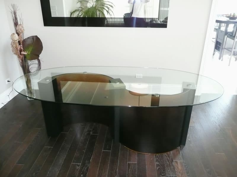 Custom Glass Table (FRT117)