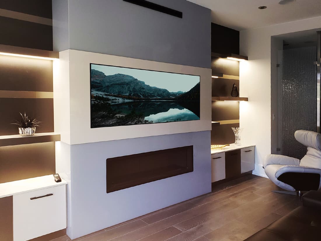 Entertainment Unit (FRT59)
