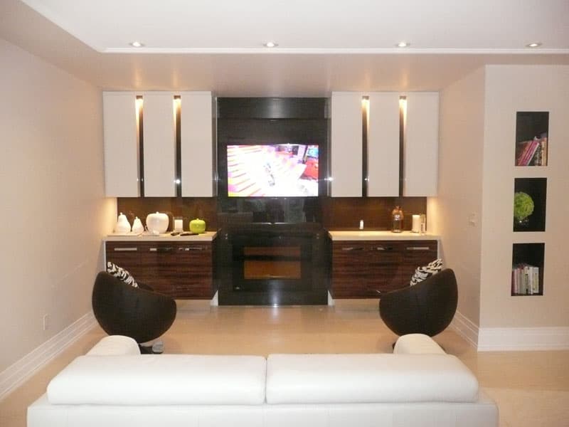 Contemporary Furniture Set (FRT32)