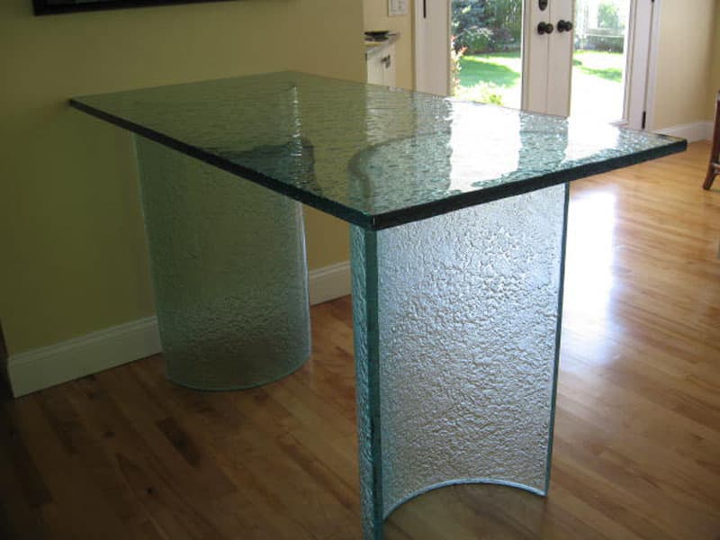 Glass Table (FRT47)