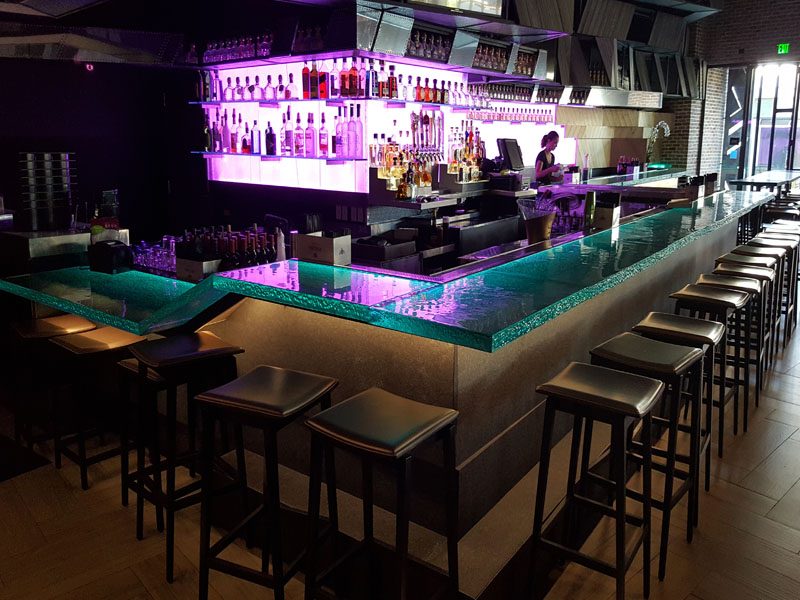 Glass bartop XOC Tequila bar1