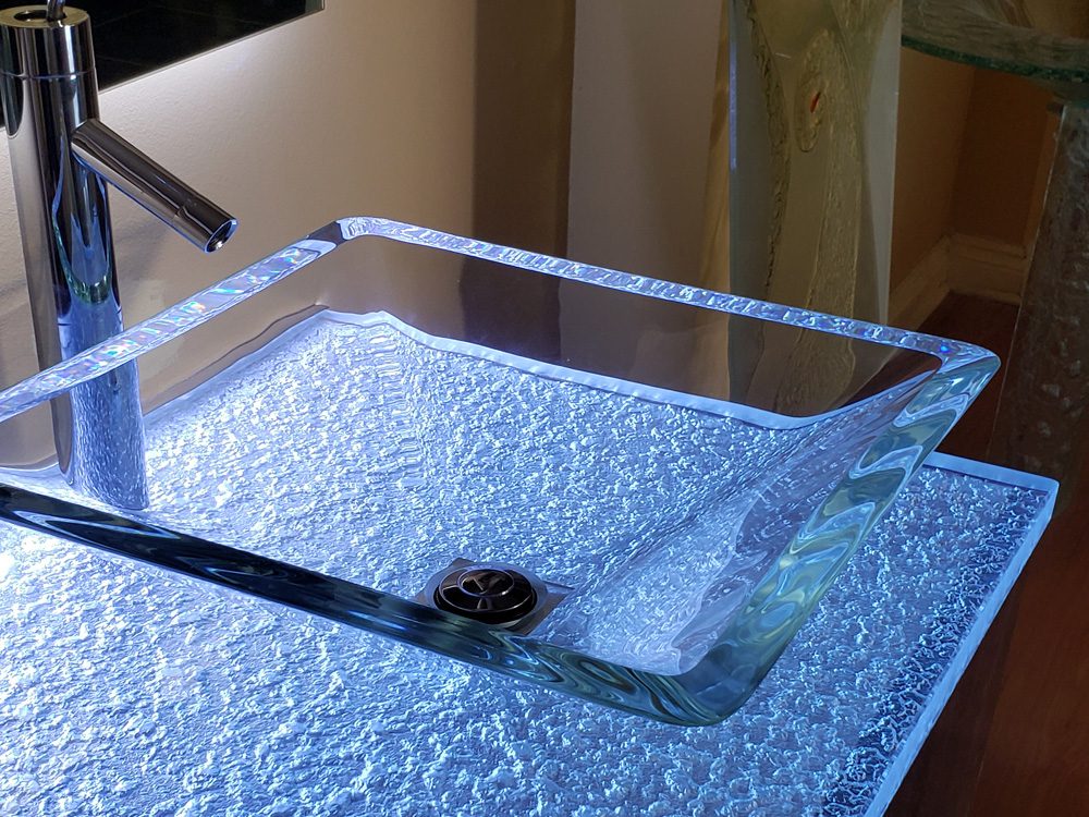 glass vessel sink