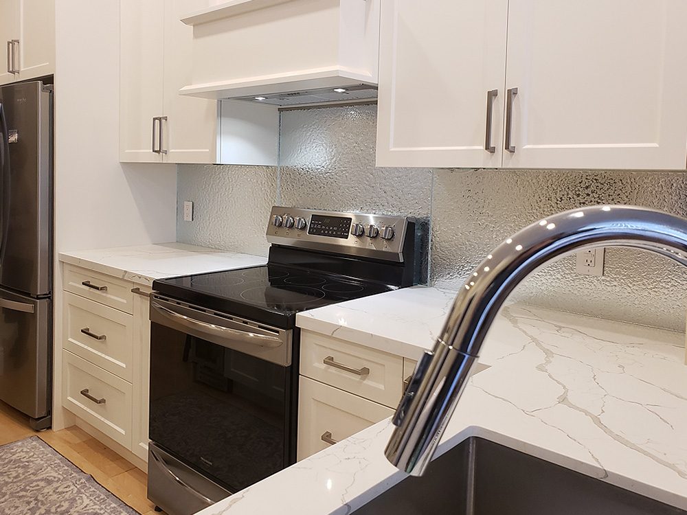 glass backsplash