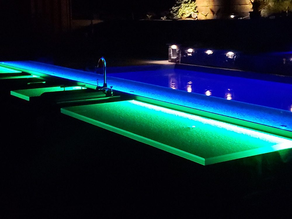 Glass bartop for outsidePeter Intraligi3