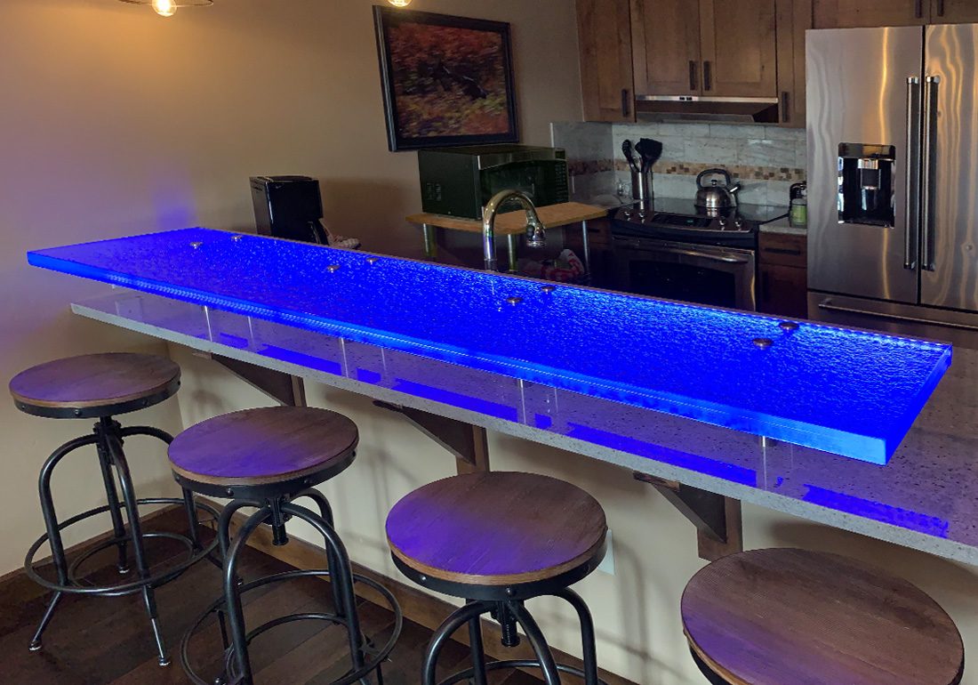 Raised glass bar top Brad6