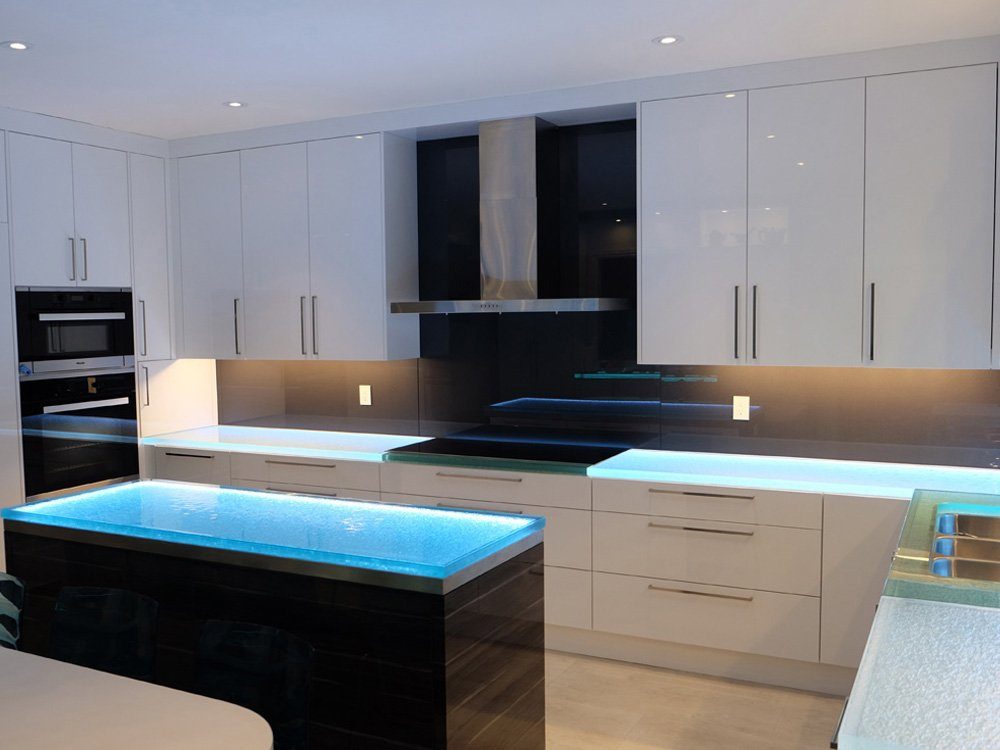 Kitchen glass countertop