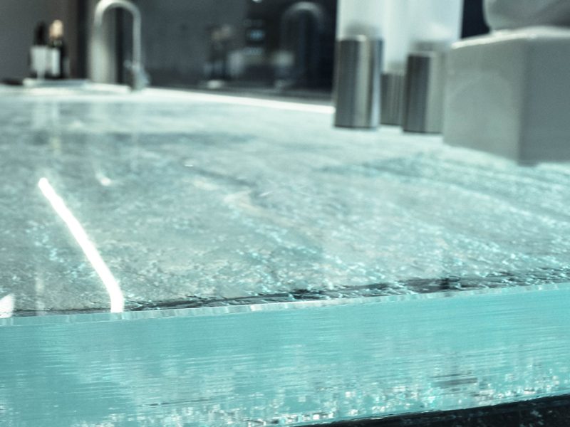 Glass bartop Justin Smith6